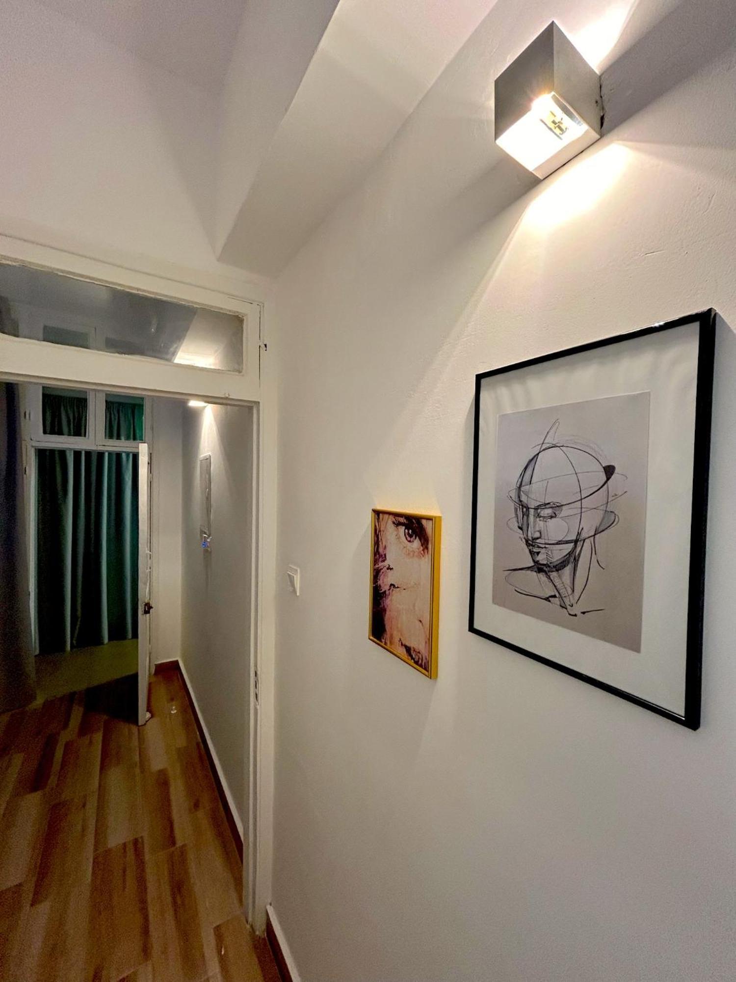 Queen Regina Suites By Platform 357 Nikosia Exterior foto